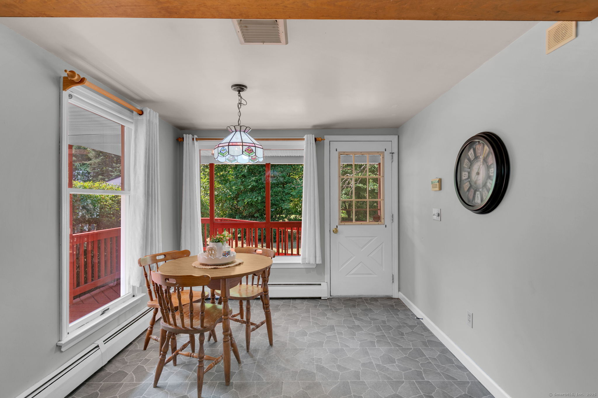 Plainville, Connecticut 06062, United States, 1 Bedroom Bedrooms, ,1 BathroomBathrooms,Residential,Coming Soon,188259