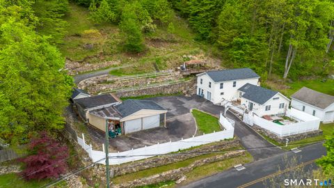 Photo of 19 Mountainville Road, Danbury, CT 06810 (MLS # 24177018)