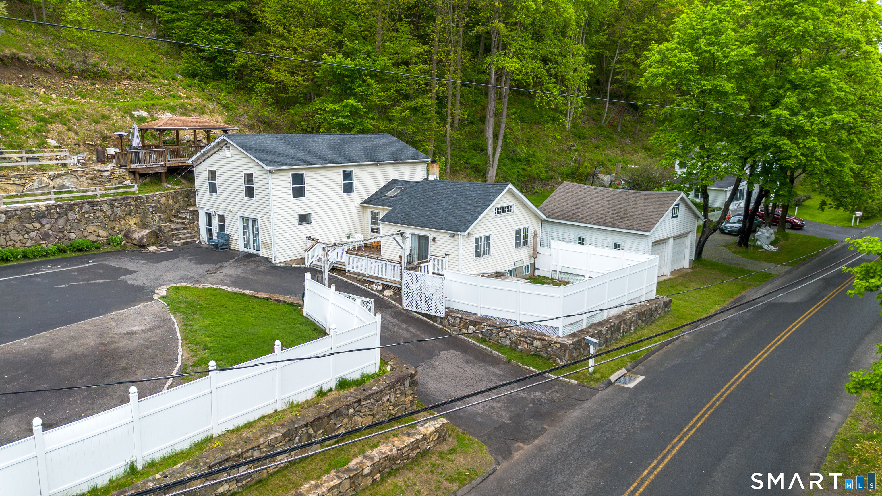 19 Mountainville Road