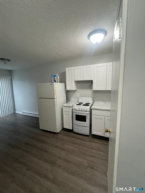 Photo of 4 Warwick Street #11, New Haven, CT 06513 (MLS # 24194971)