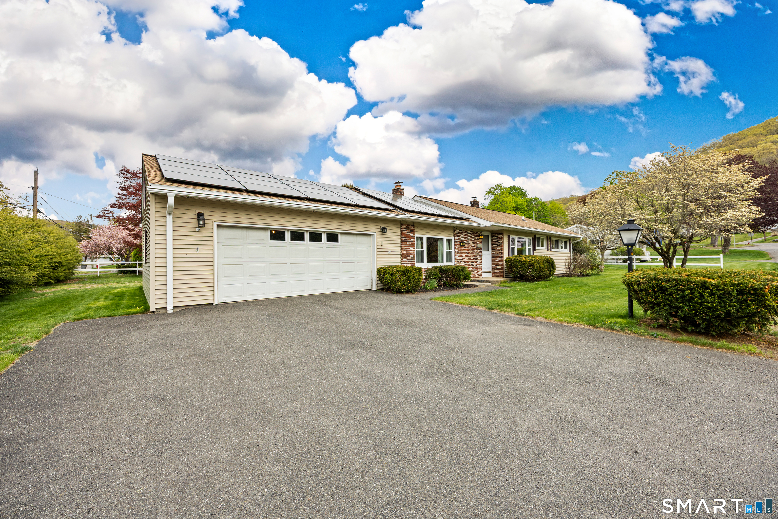 44 Beacon Manor Road
