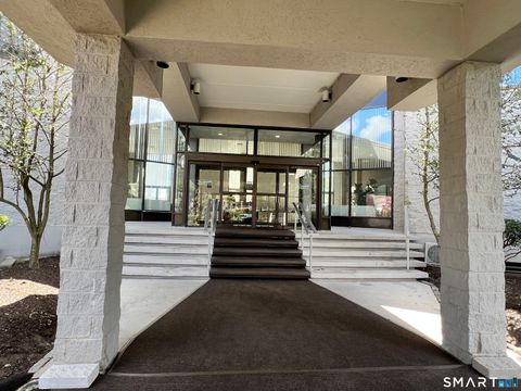 Tiny photo for 3200 Park Avenue #7A2, Bridgeport, CT 06604 (MLS # 24167868)