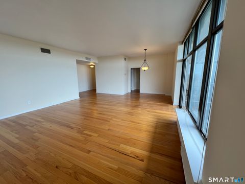 Tiny photo for 3200 Park Avenue #7A2, Bridgeport, CT 06604 (MLS # 24167868)