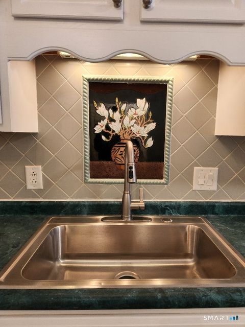 Tiny photo for 1 Brush Pasture Lane #204, Portland, CT 06480 (MLS # 24154846)