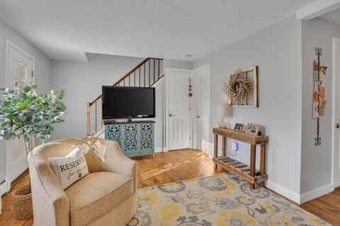 Tiny photo for 25 Pebble Court, Newington, CT 06111 (MLS # 24142731)