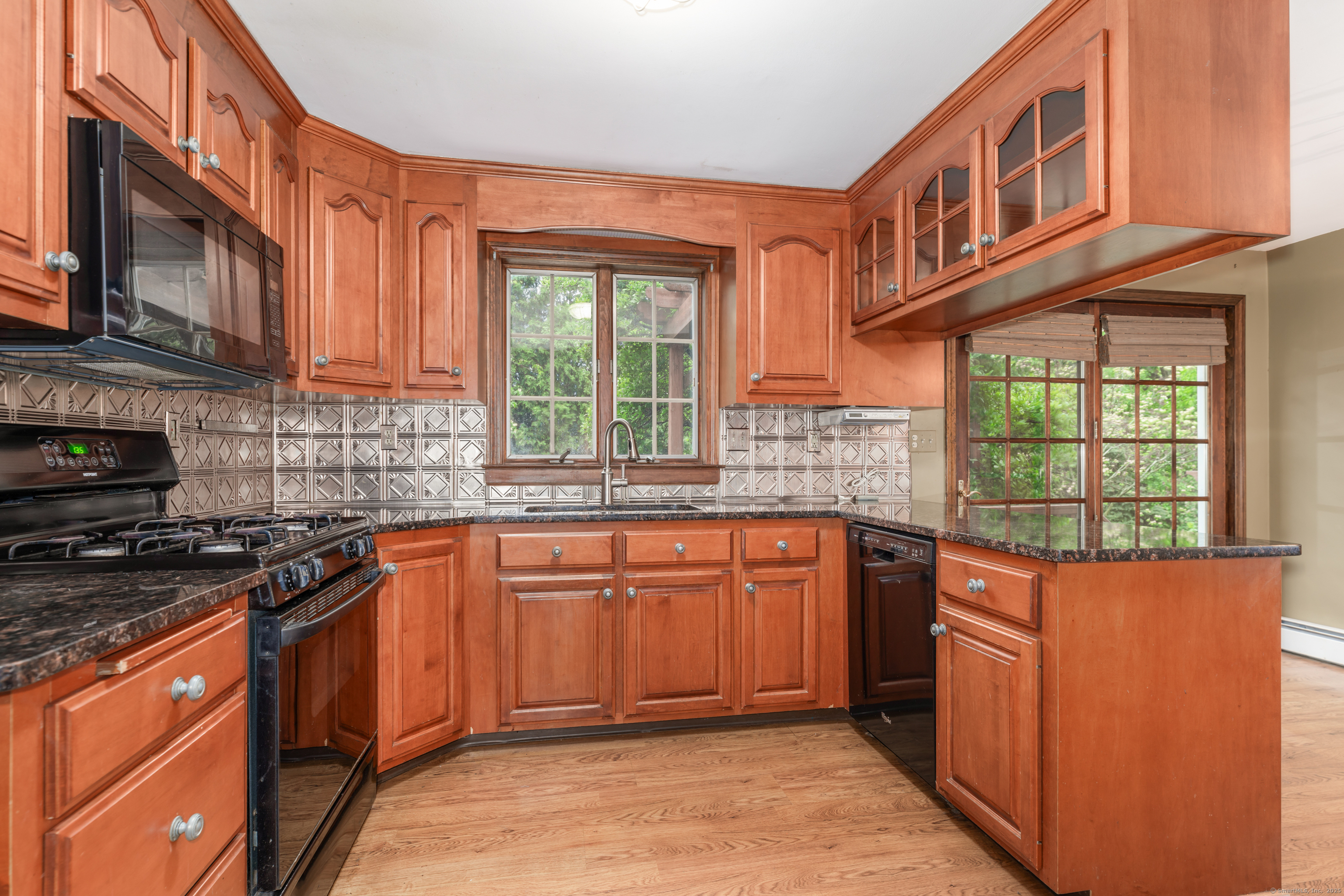 362 Pleasant Street, Southington, Connecticut image 9