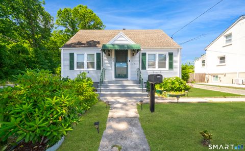 Tiny photo for 25 Oakwood Street, Bridgeport, CT 06606 (MLS # 24185077)