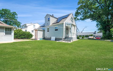 Tiny photo for 25 Oakwood Street, Bridgeport, CT 06606 (MLS # 24185077)