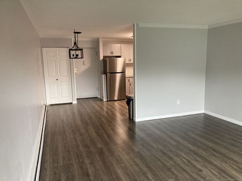 Tiny photo for 114 Balance Rock Road #APT 12, Seymour, CT 06483 (MLS # 24133887)