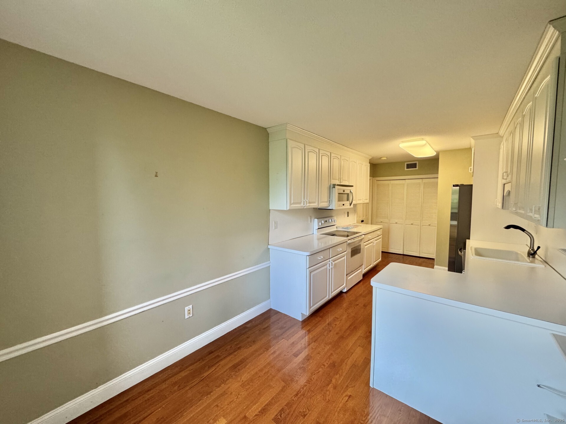 795 Prospect Avenue #B-5, West Hartford, Connecticut image 22