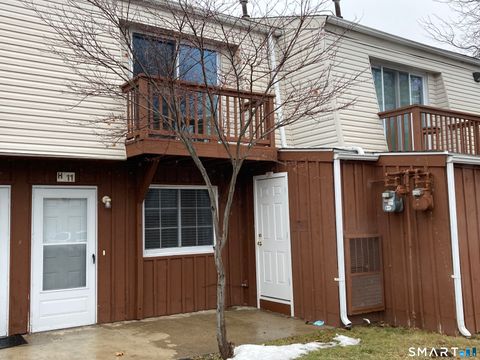 Photo of 330 Short Beach Road #APT G10, East Haven, CT 06512 (MLS # 24152637)