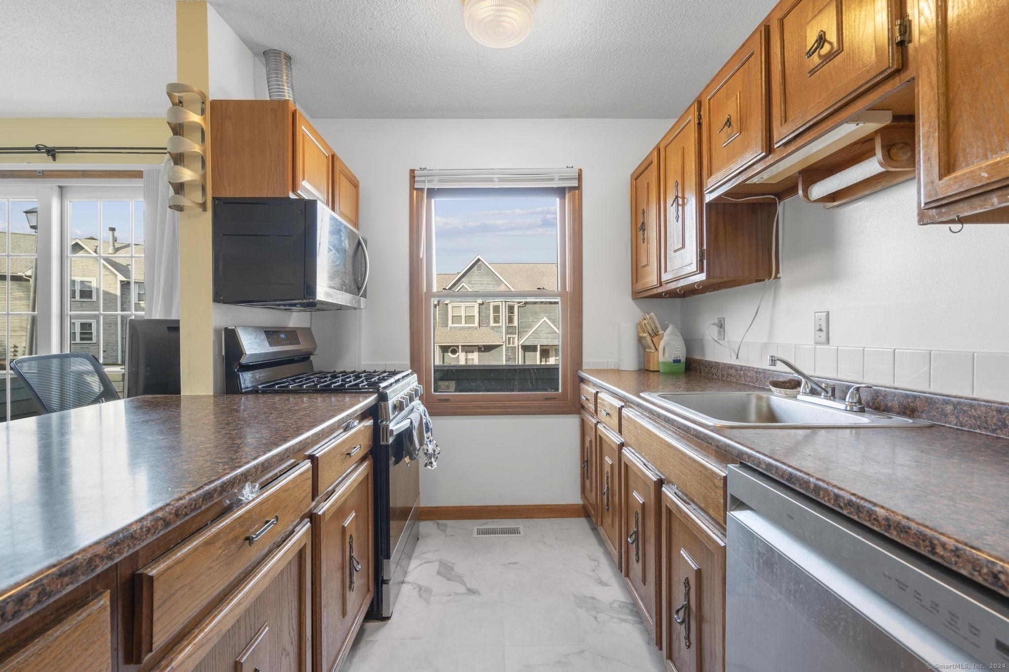 167 Old Foxon Road #A37, New Haven, Connecticut image 12