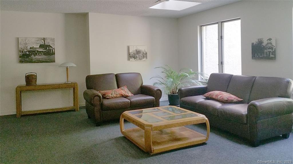 500 Prospect Street 2E