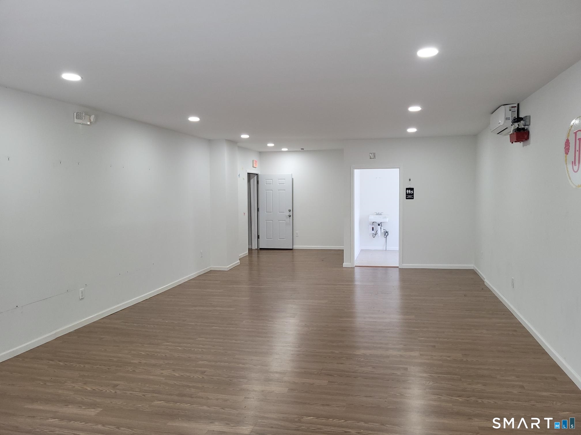 33 William Street B