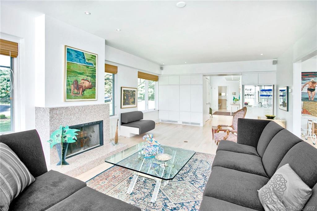 2 Bluewater Hill South