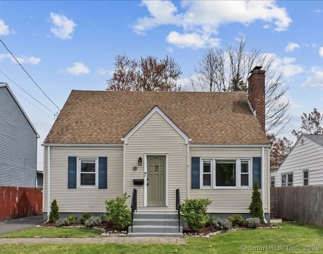 Property for Sale at Yale Street, West Hartford, Connecticut - Bedrooms: 3 
Bathrooms: 2 
Rooms: 7  - $339,900