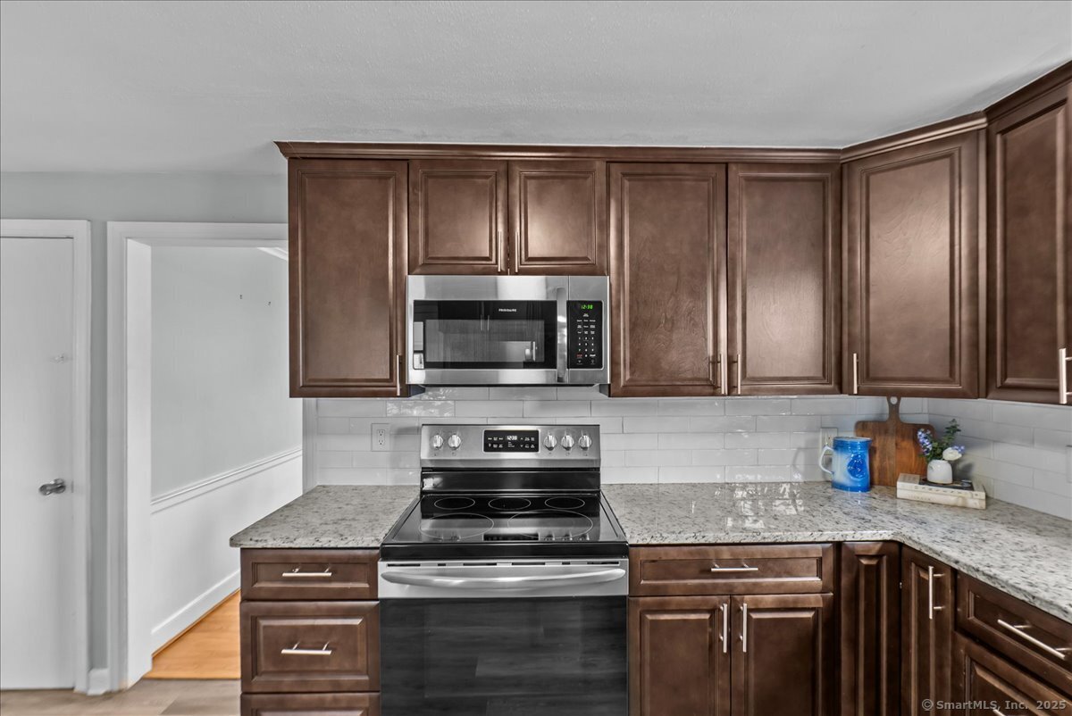 10 Yale Street, West Hartford, Connecticut image 11