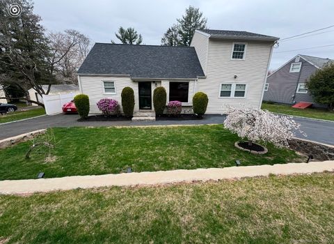 34 Norwood Road, New Haven, CT 06513 - MLS#: 24076485