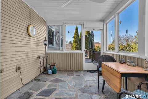 Tiny photo for 35 Pelham Lane, New Haven, CT 06511 (MLS # 24164193)