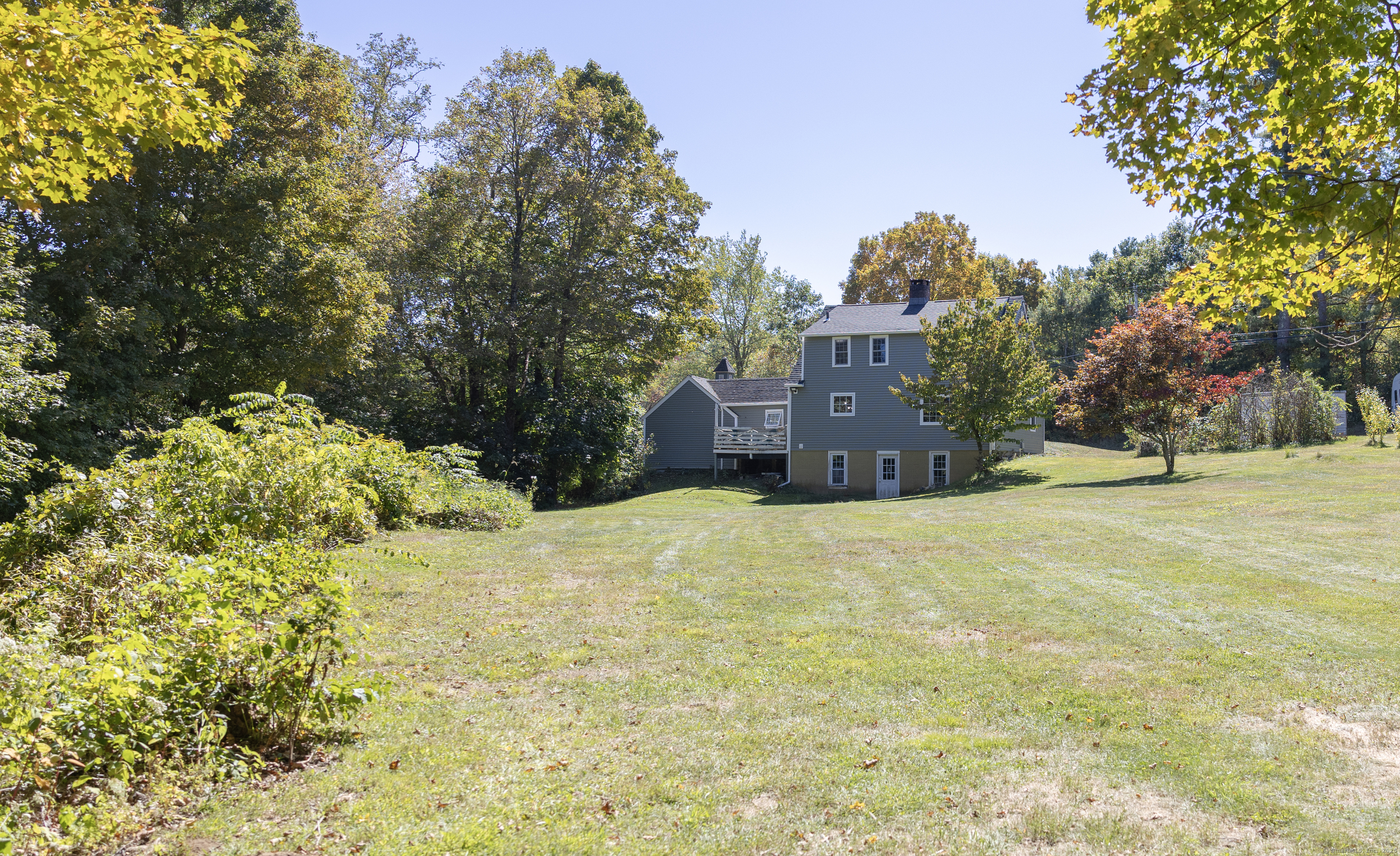 31 Chestnut Hill Road