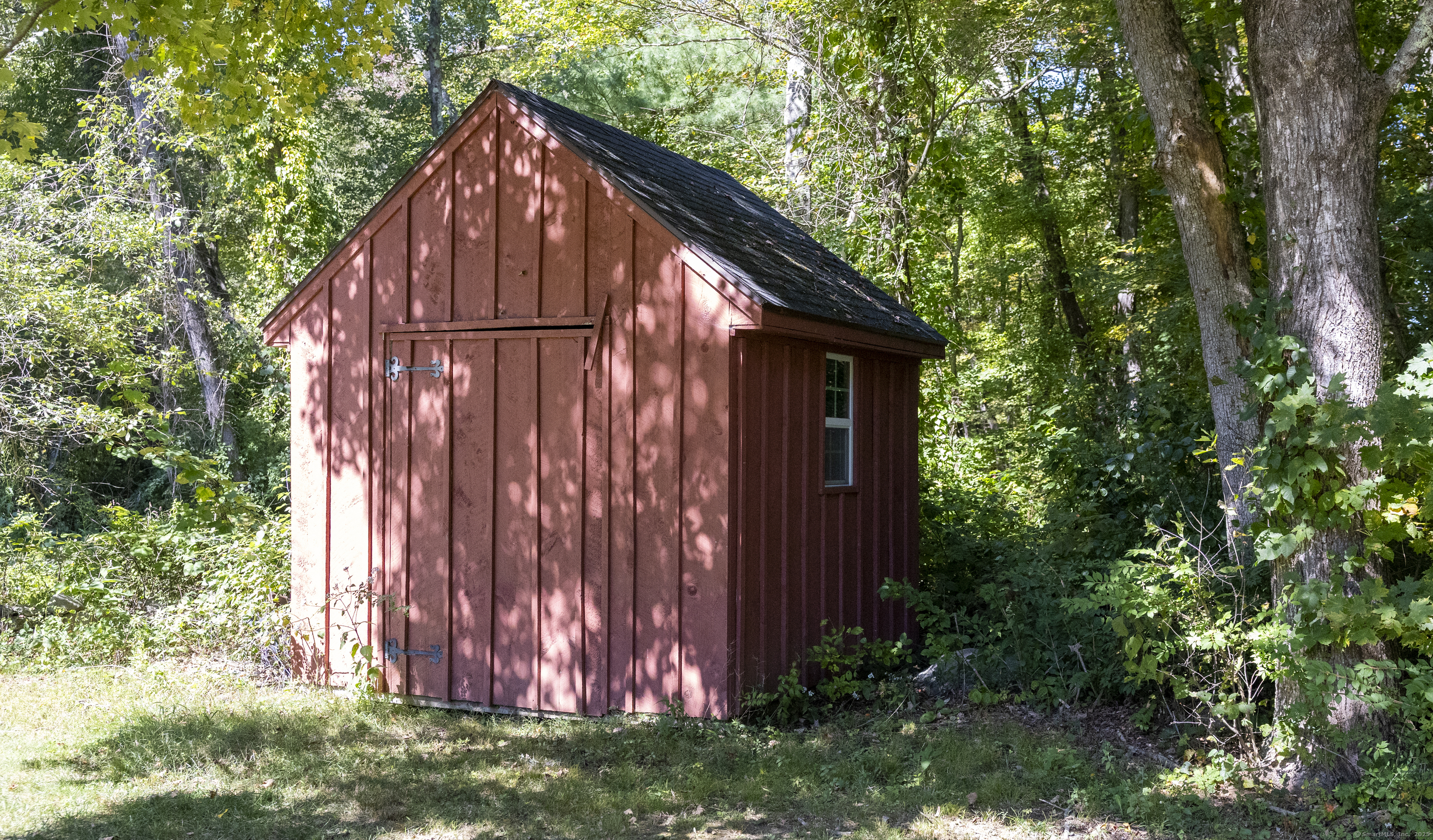 31 Chestnut Hill Road