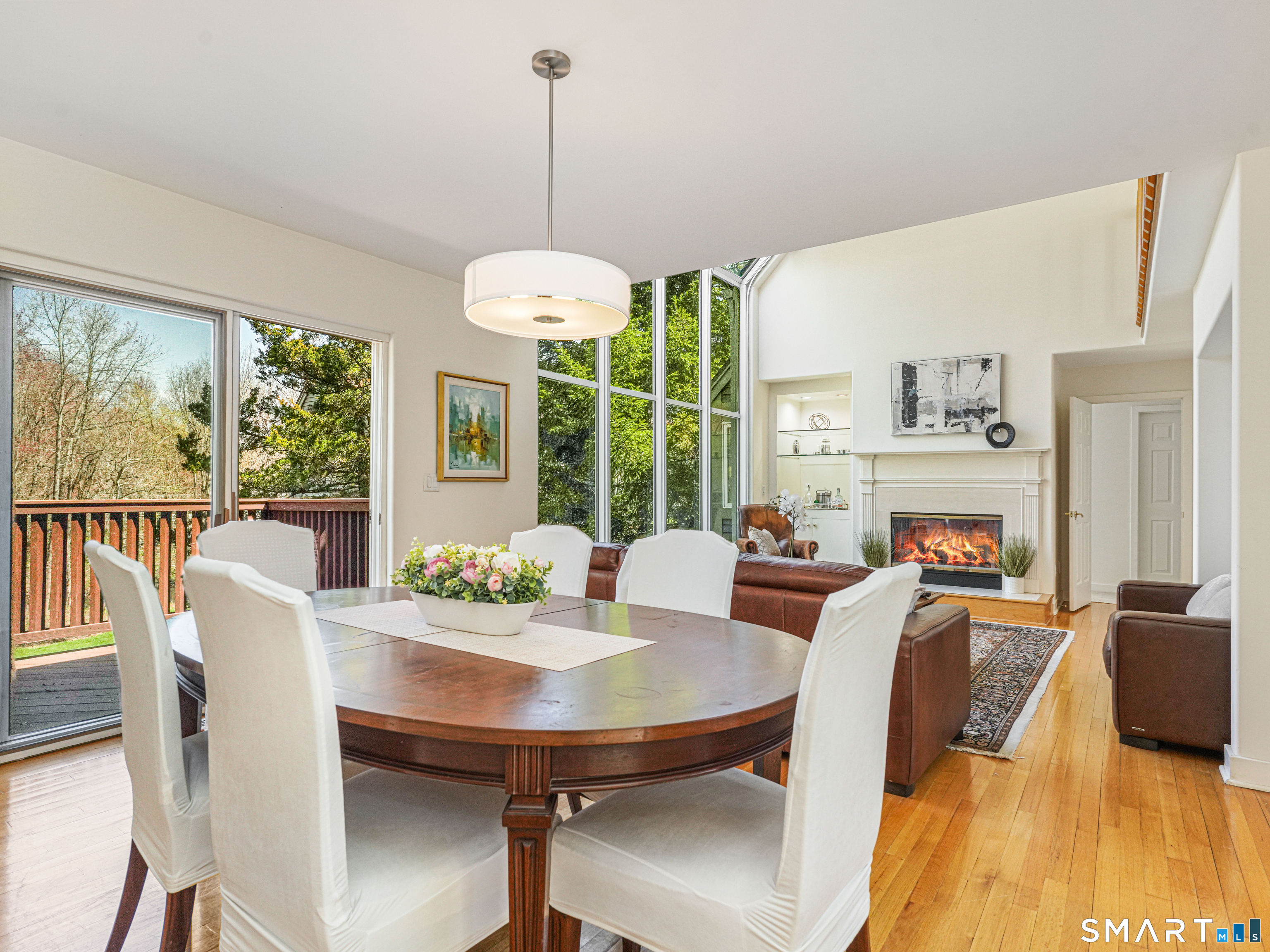 230 New Canaan Avenue APT 14