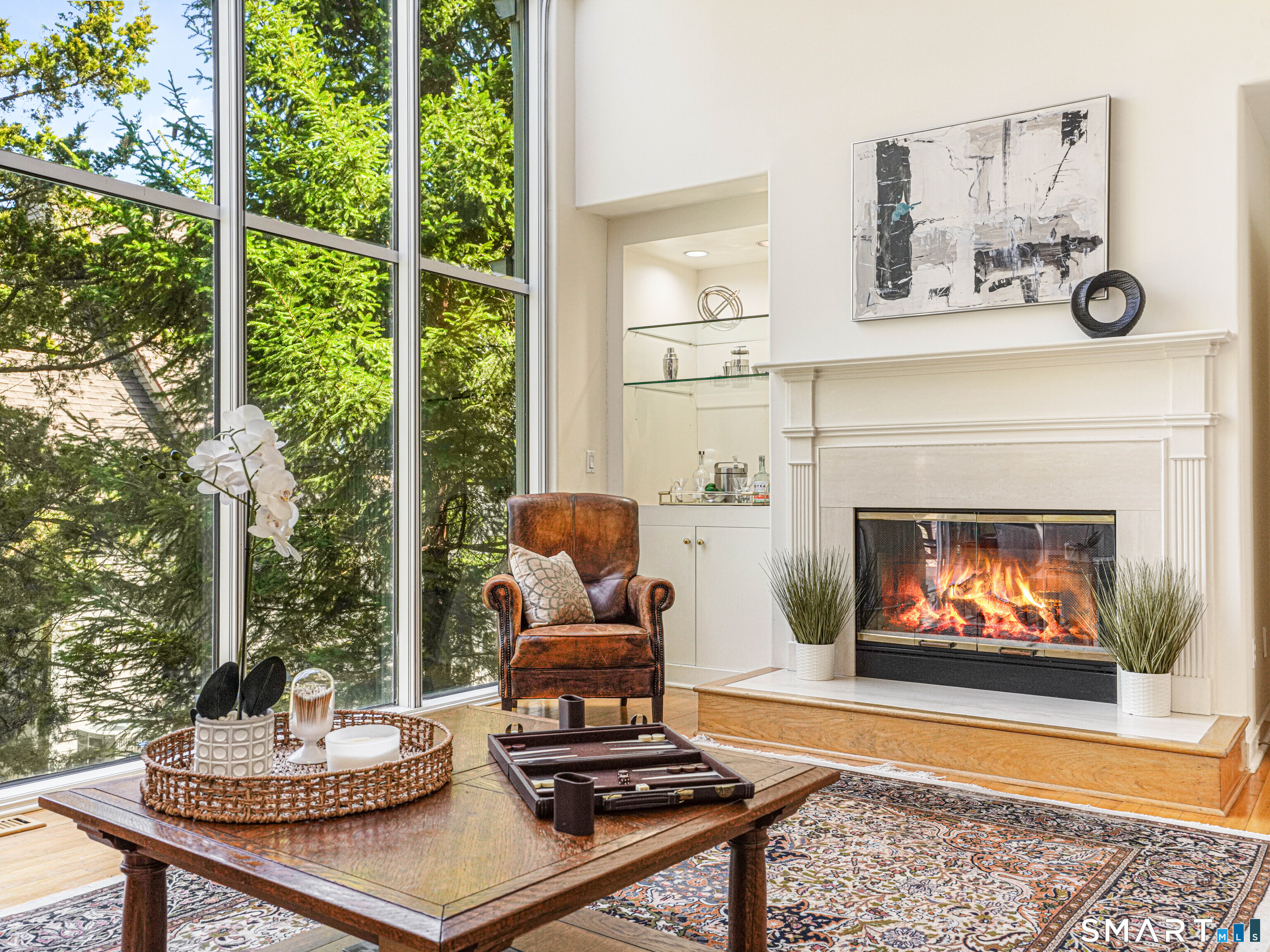 230 New Canaan Avenue APT 14