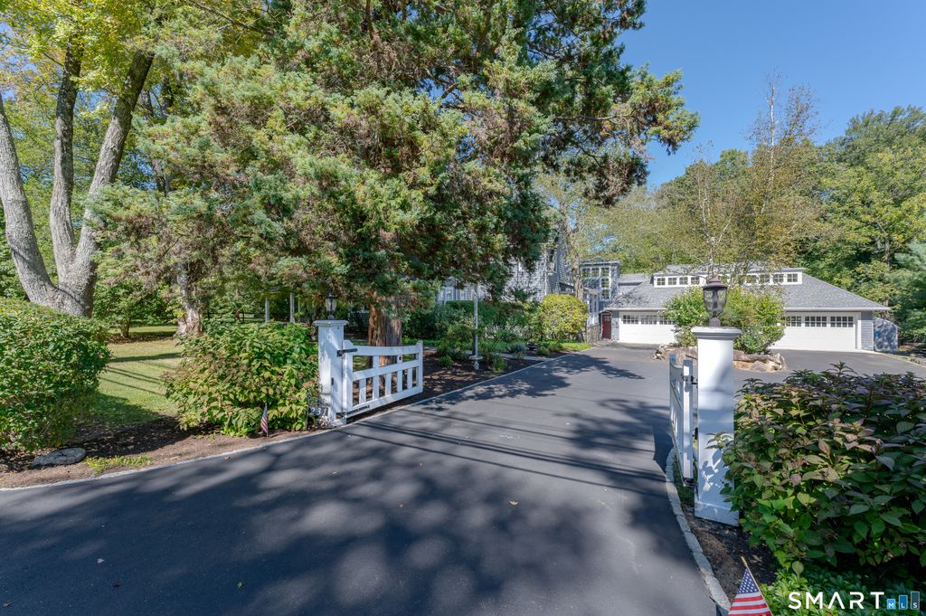 Photo of 231 Roxbury Road, Stamford, CT 06902 (MLS # 24167171)