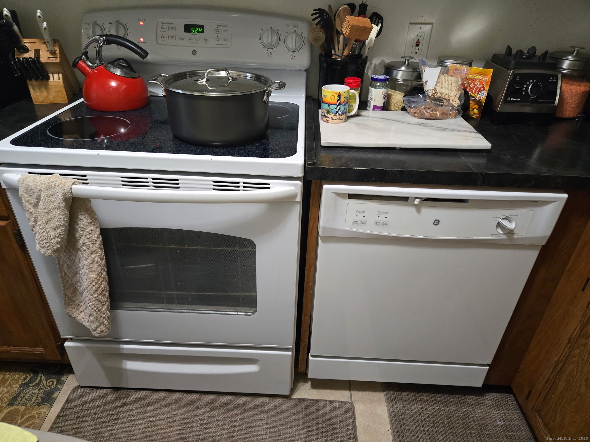 93 Spruce Street APT 11