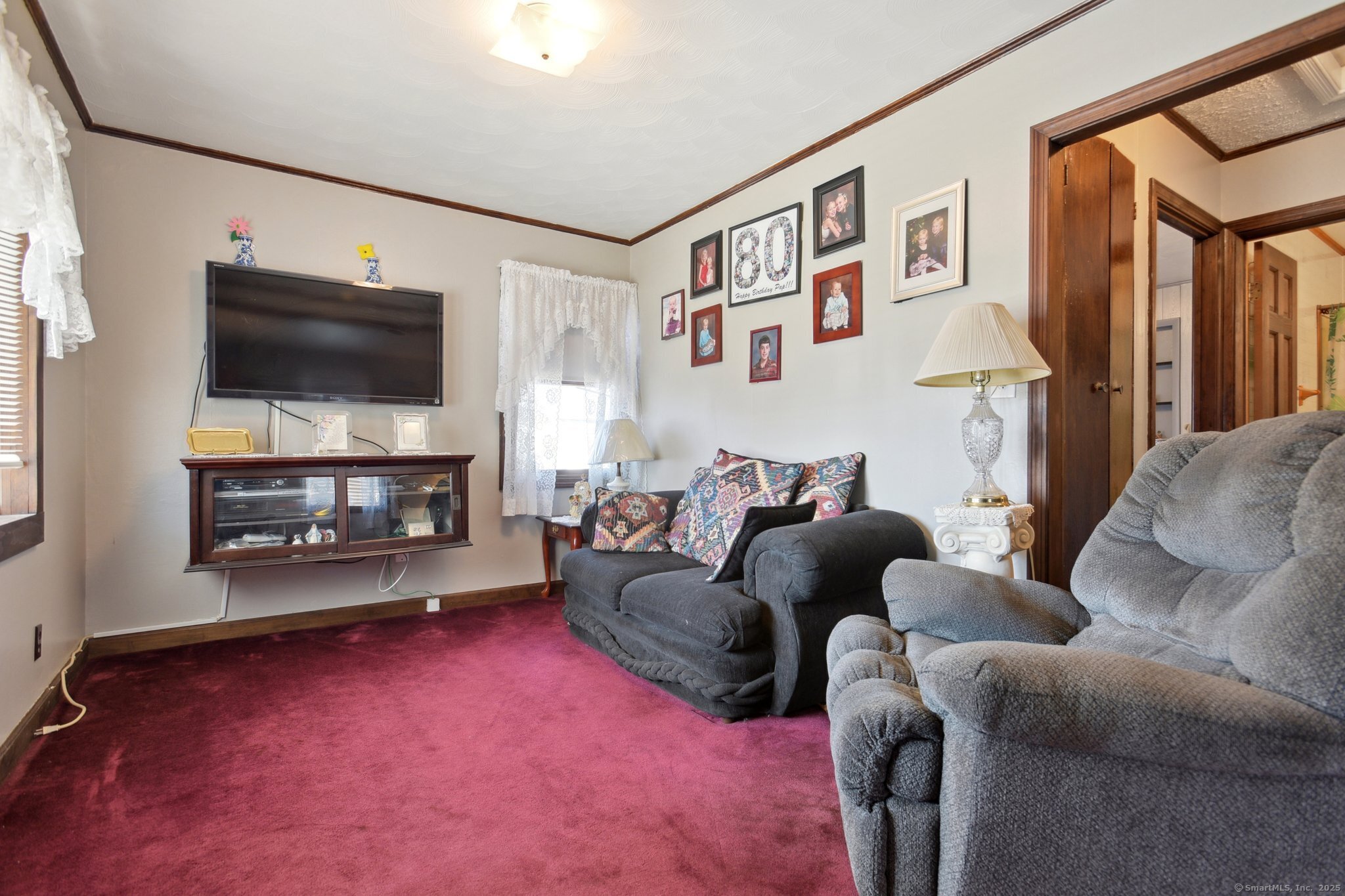 37 Strathmore Road, West Haven, Connecticut image 4
