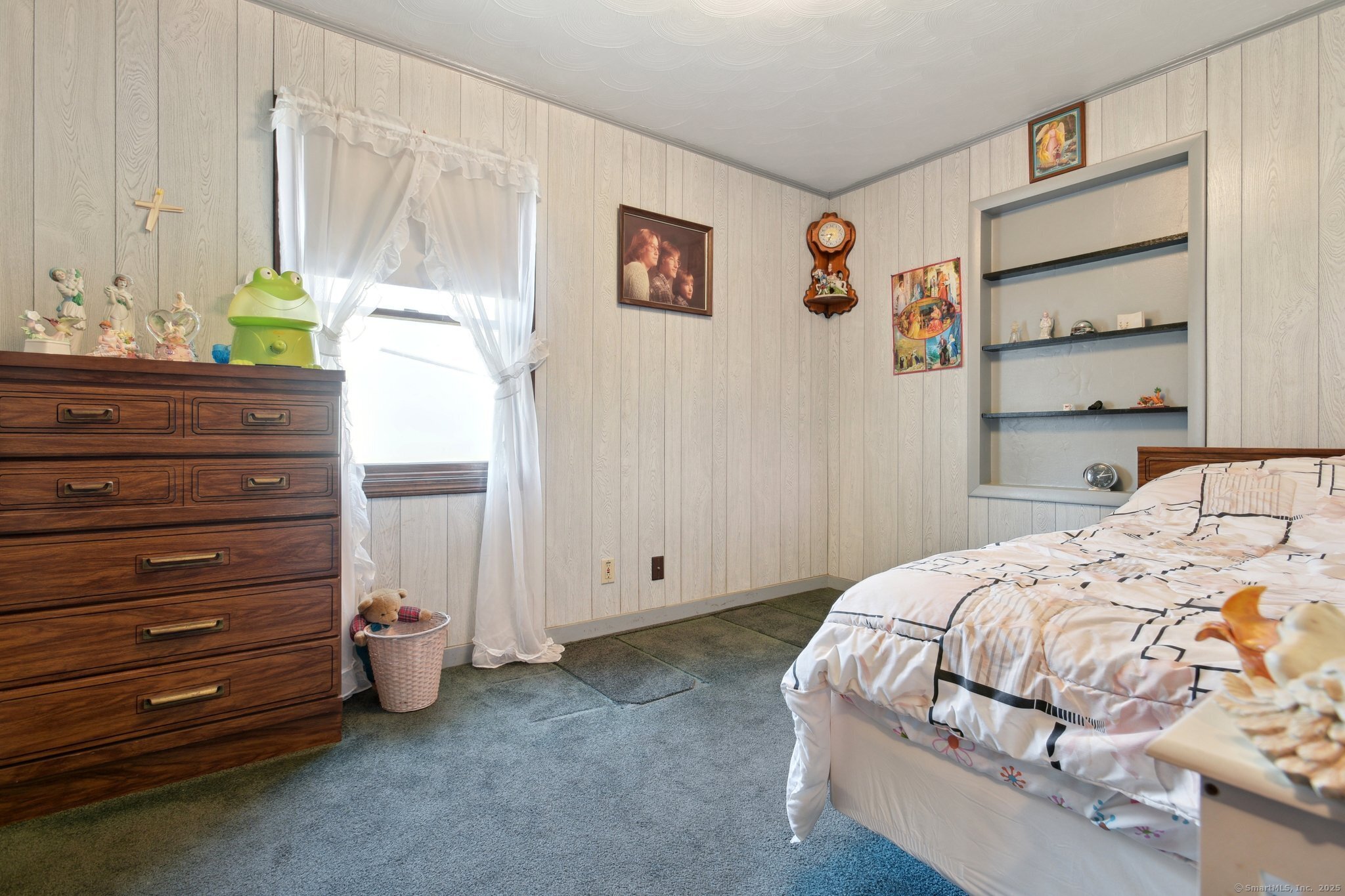 37 Strathmore Road, West Haven, Connecticut image 16