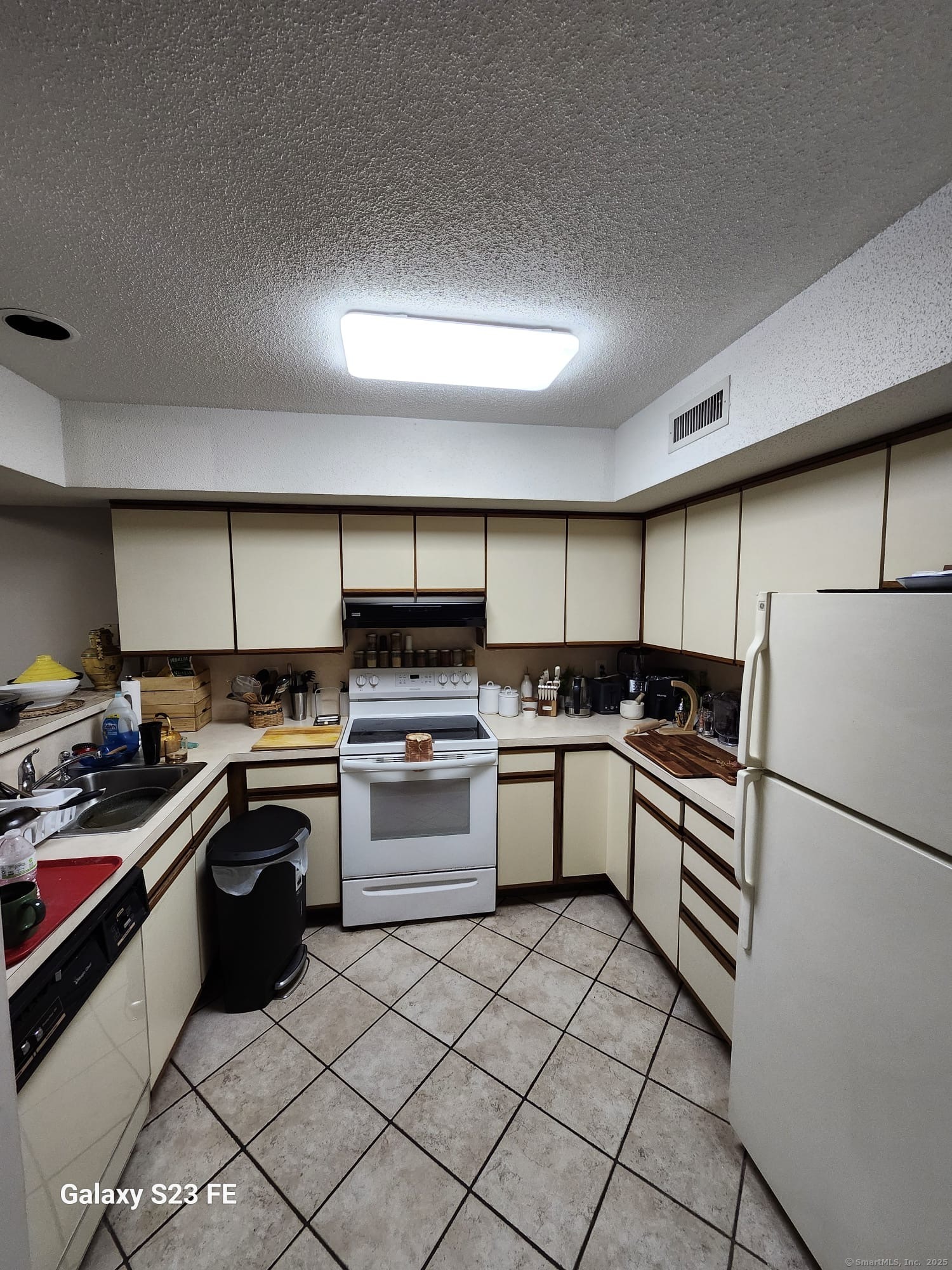 489 Wolcott Street #APT 6, Bristol, Connecticut image 8
