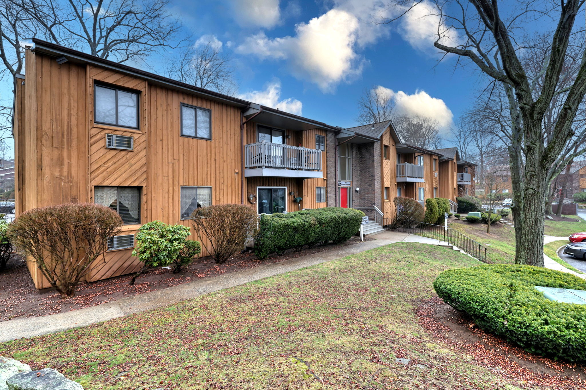 60 Riverview Drive #60, Bridgeport, Connecticut image 2