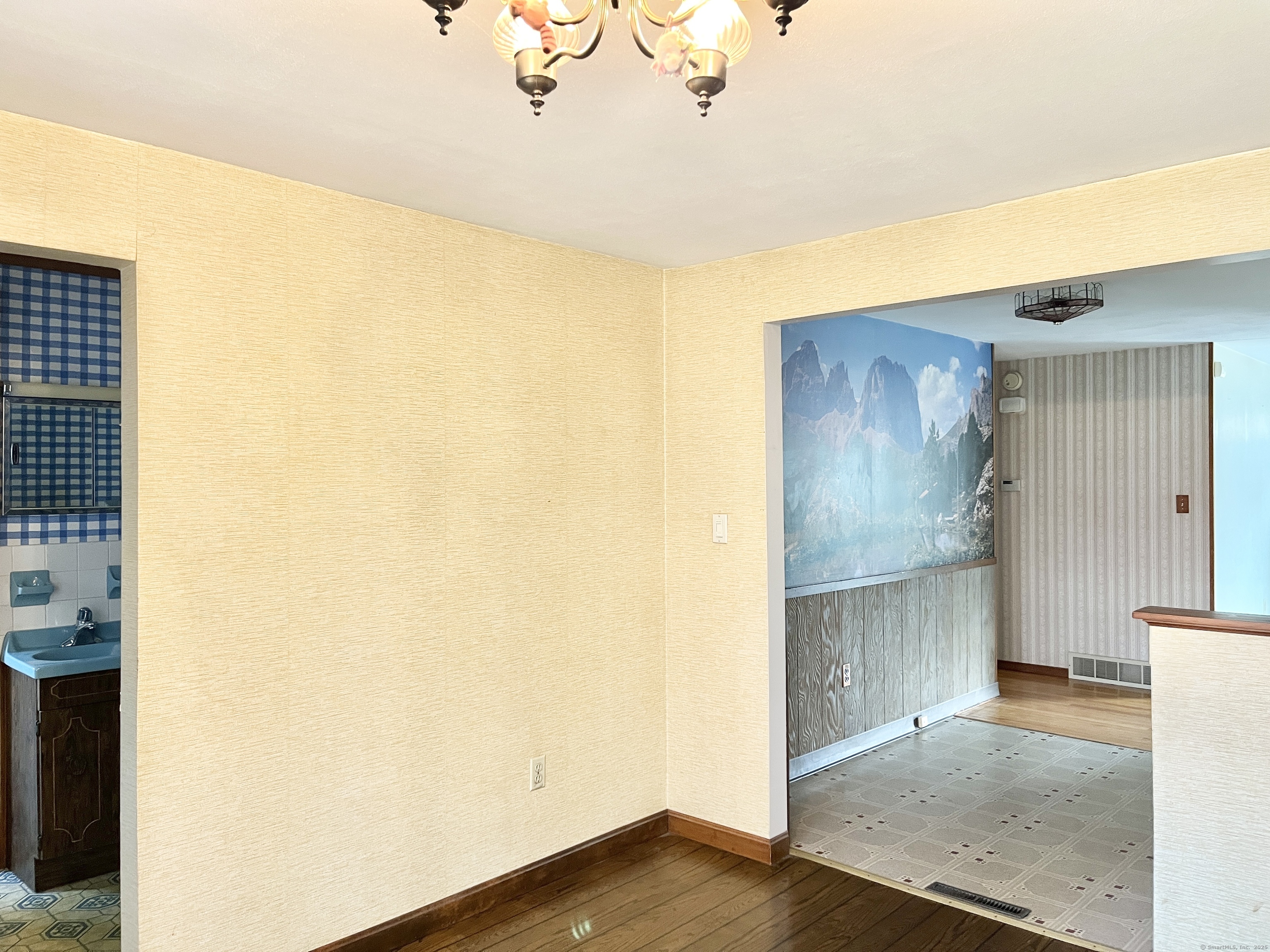 42 Fritz Place, Wallingford, Connecticut image 5