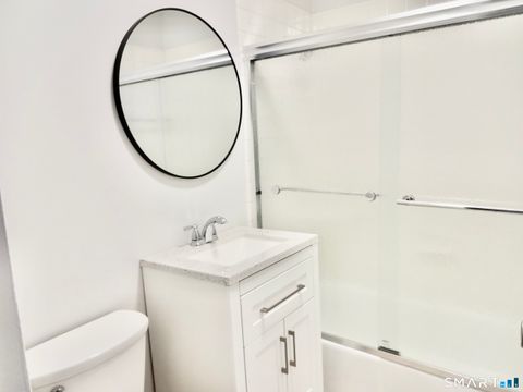 Tiny photo for 245 Unquowa Road #APT 102, Fairfield, CT 06824 (MLS # 24150398)