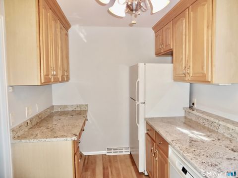 Tiny photo for 245 Unquowa Road #APT 102, Fairfield, CT 06824 (MLS # 24150398)