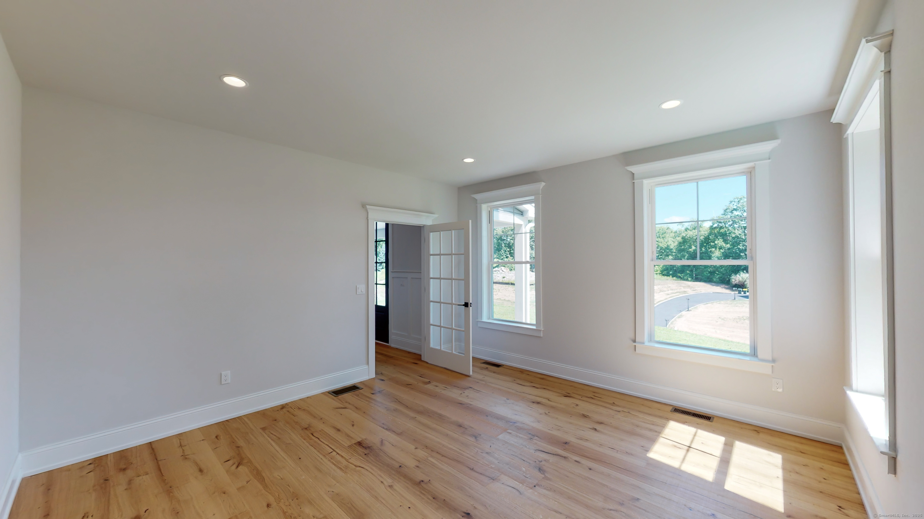2 Twin Valley Road