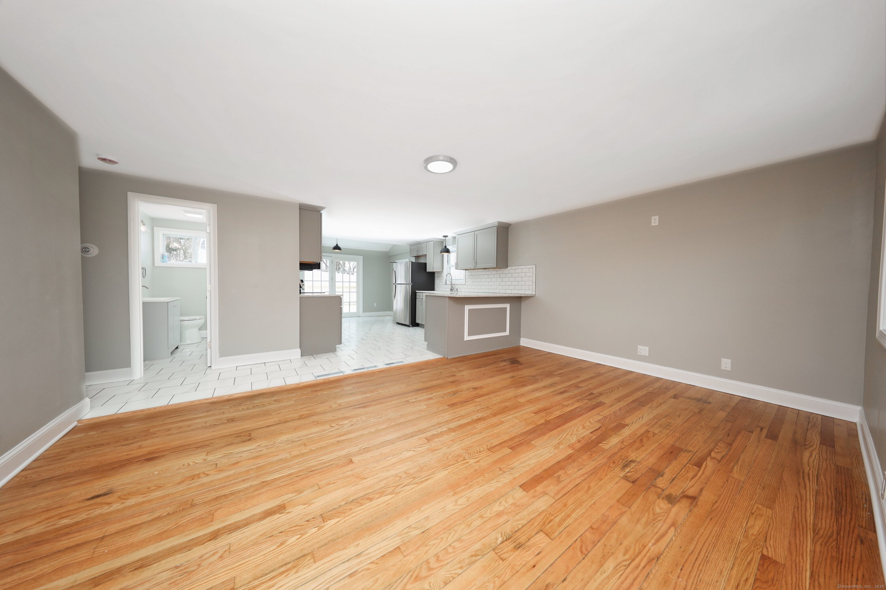 523 East Road, Bristol, Connecticut image 12