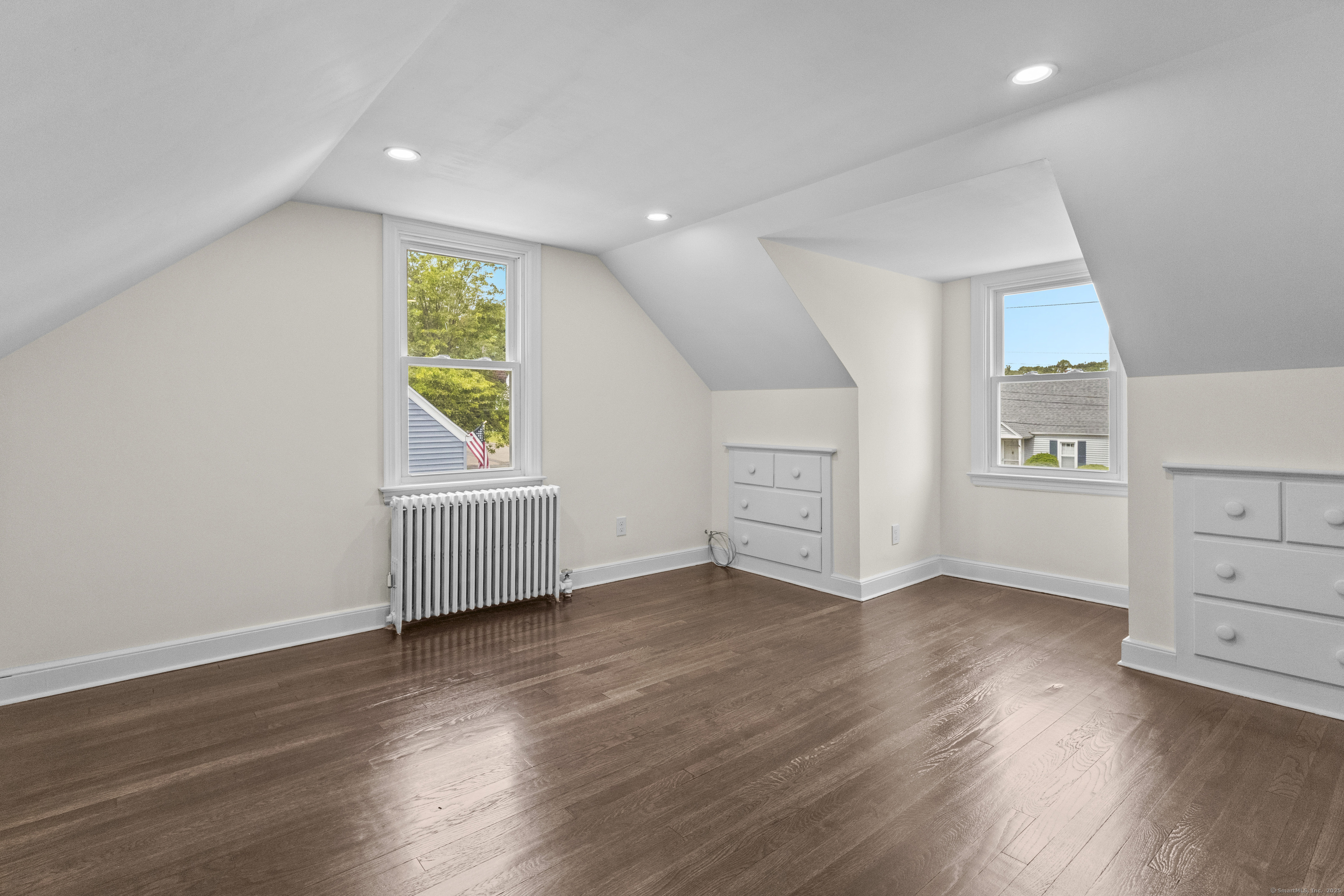 20 Woodlawn Street, West Haven, Connecticut image 18