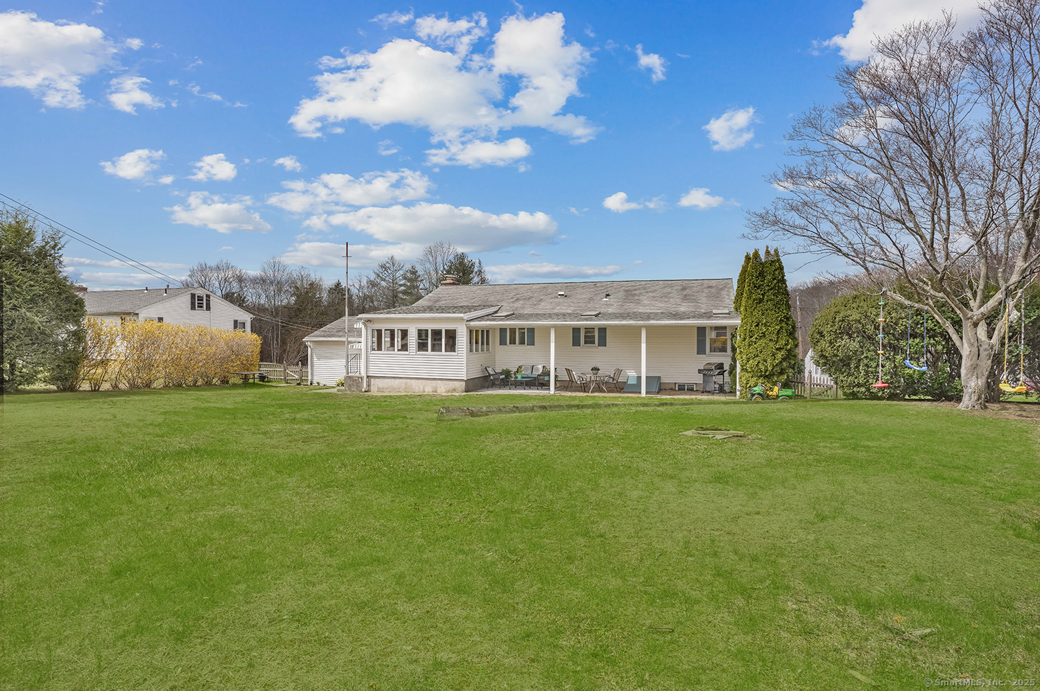 21 Randall Drive, Trumbull, Connecticut image 32