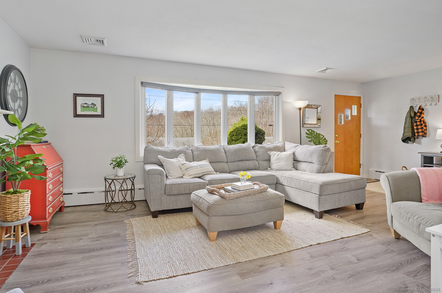 21 Randall Drive, Trumbull, Connecticut image 3