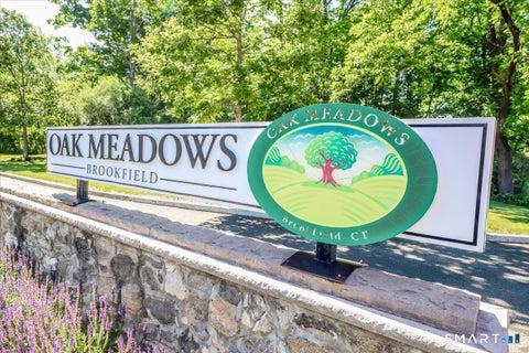 Condo For Sale - 41 Short Oak Drive #41<br/> Fairfield County, Brookfield, CT 06804