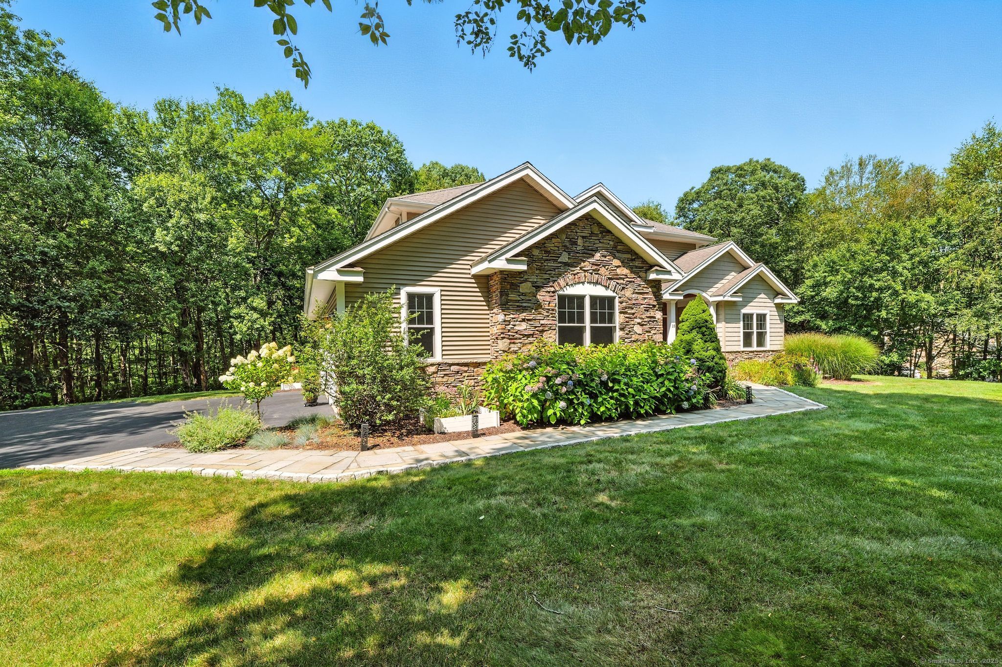 15 Forest Lane