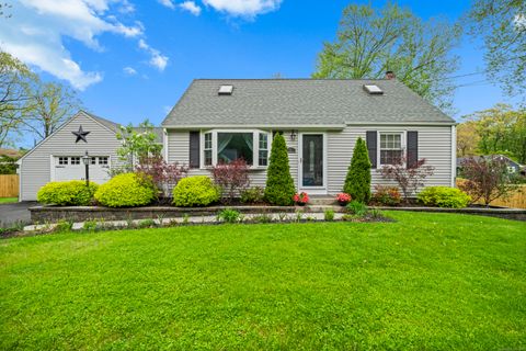 11 Rocket Run Enfield CT 06082