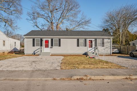 Photo of 90 Midway Oval, Groton, CT 06340 (MLS # 24143660)