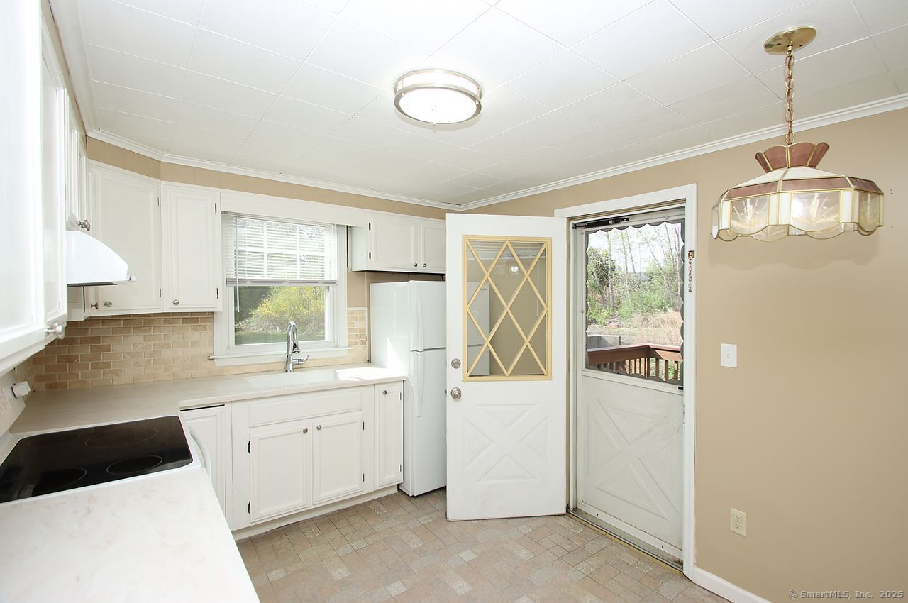 36 Hart Avenue, Meriden, Connecticut image 6