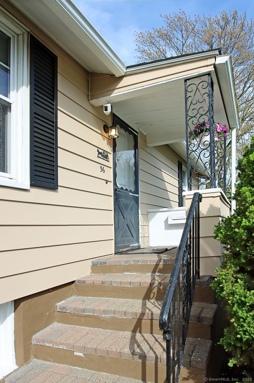 36 Hart Avenue, Meriden, Connecticut image 4
