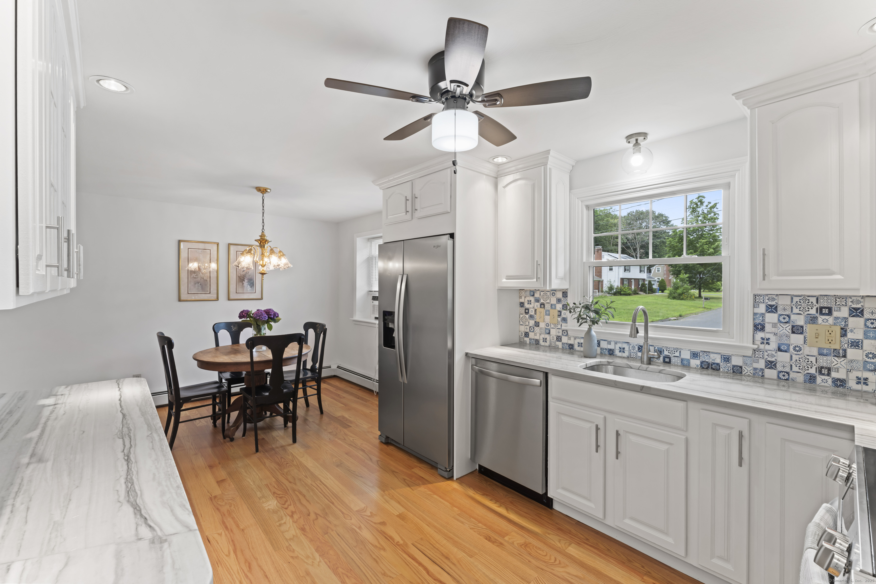 119 Debra Lane