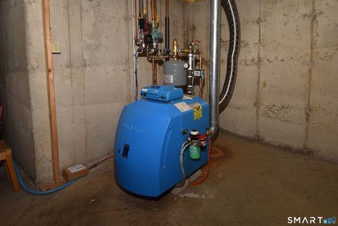 Tiny photo for 5 Crystal Ball Court, Ellington, CT 06029 (MLS # 24167015)