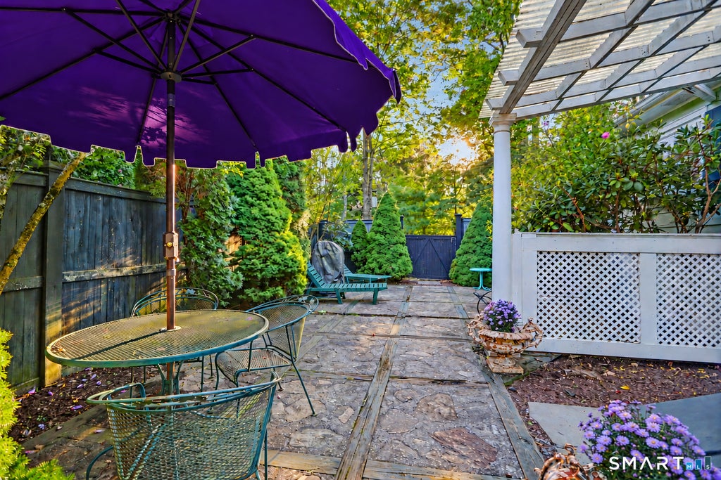 Photo of 360 Pansy Road, Fairfield, CT 06824 (MLS # 24187893)